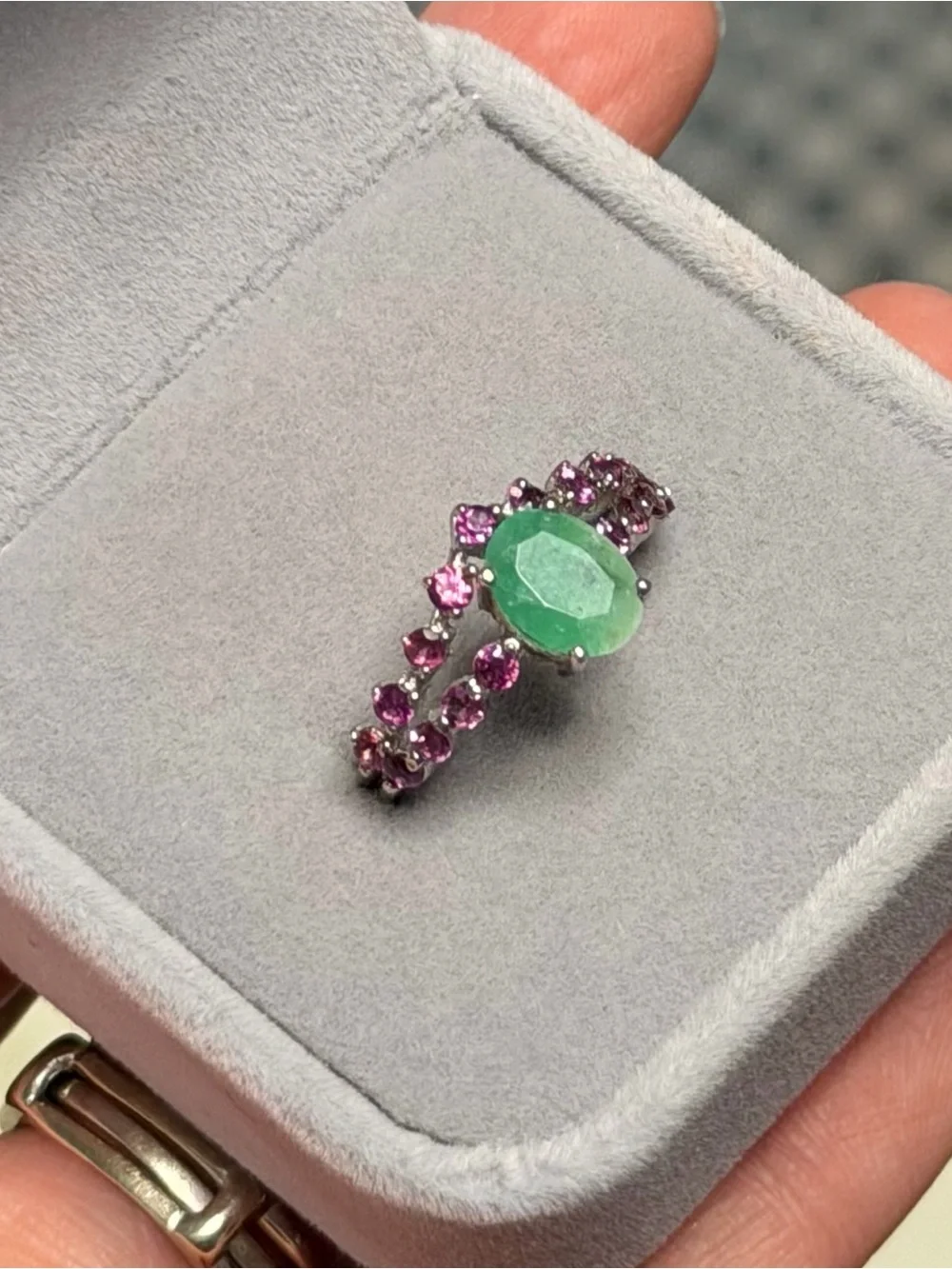Stunning Natural Emerald 1.30CT & Pink Garnet Chevron 925 Sterling Ring Sz 7
